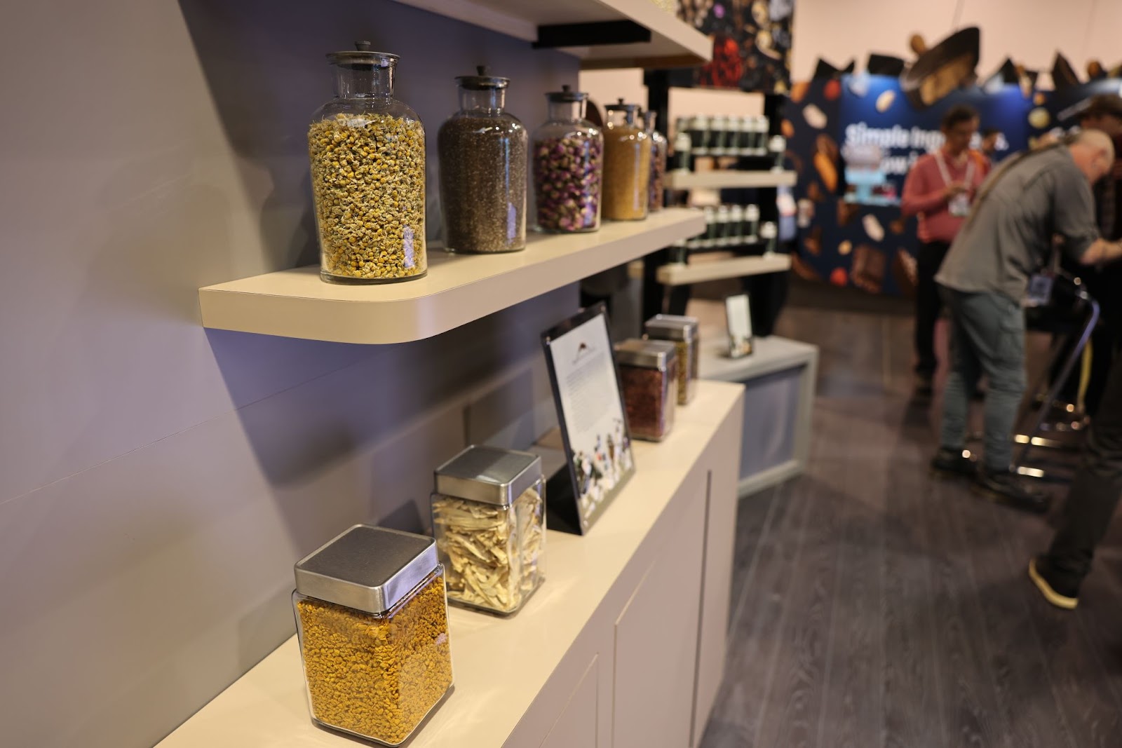 mountain rose herbs expo west 2022