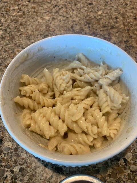 primal kitchen alfredo sauce mixed with pasta