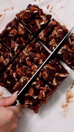 after freezing, cut the brownies into 9 pieces