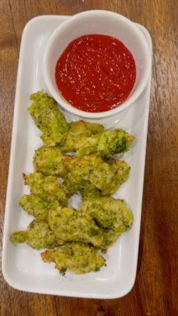 serving tots with dip