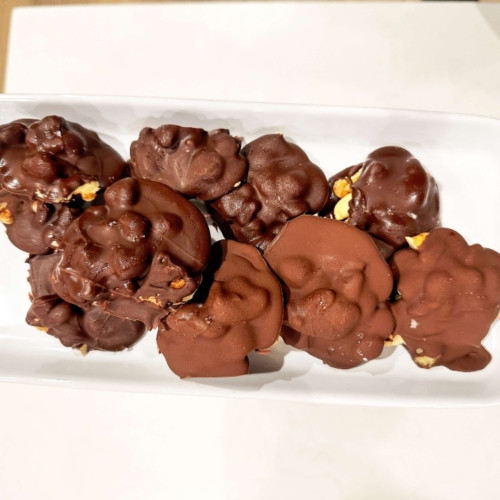 chocolate nut clusters