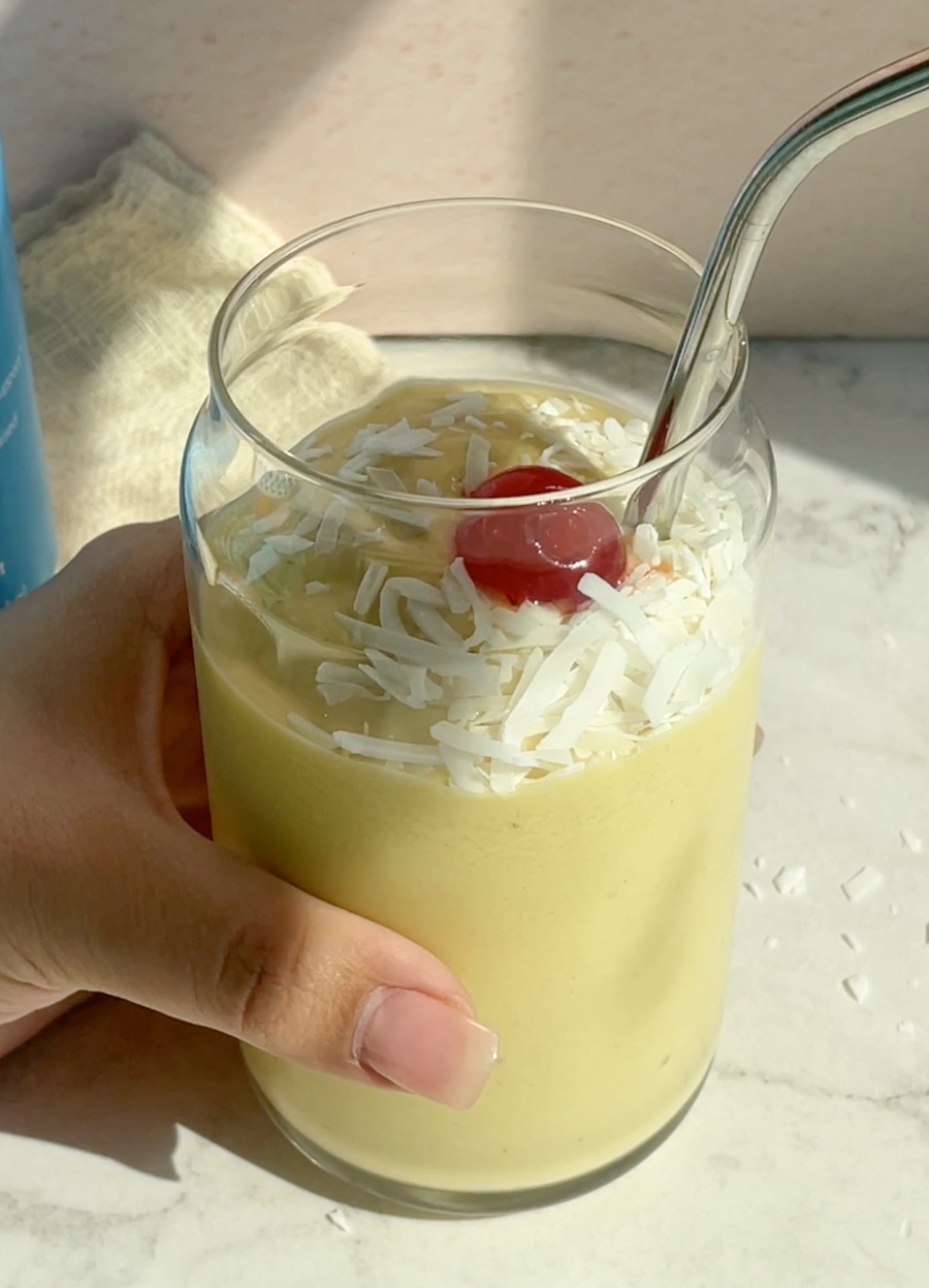 healthy tropical smoothie